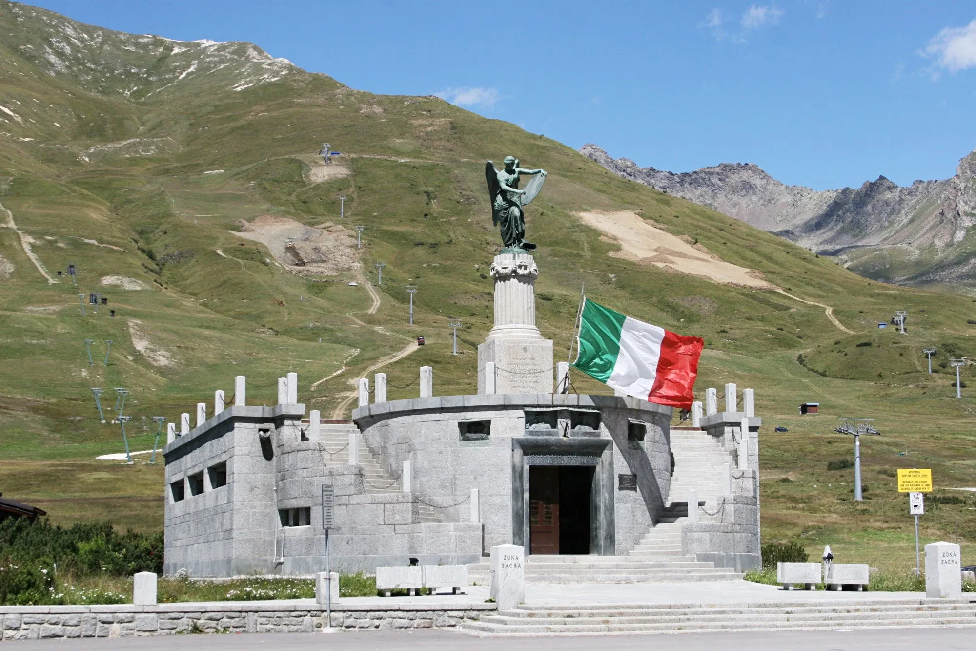 monumento-tonale-sacrario
